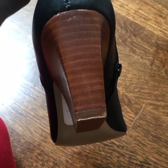 Black 1” heel booties - Picture 5 of 7